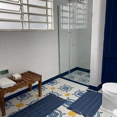 Casa Vintage Cm Garagem/ 2 Quartos + 1 Casa de férias